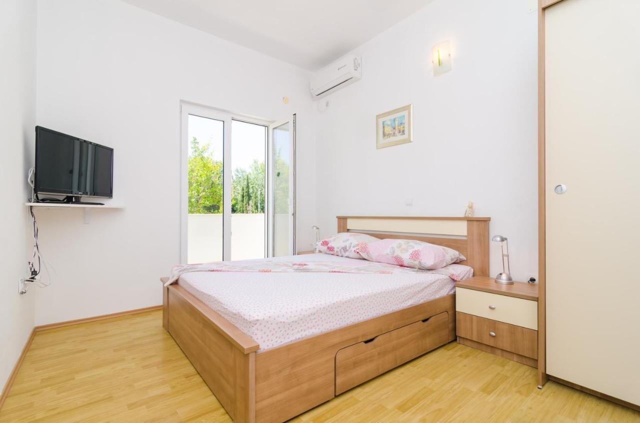 Rooms & Apartments Barisic Mlini Exterior foto