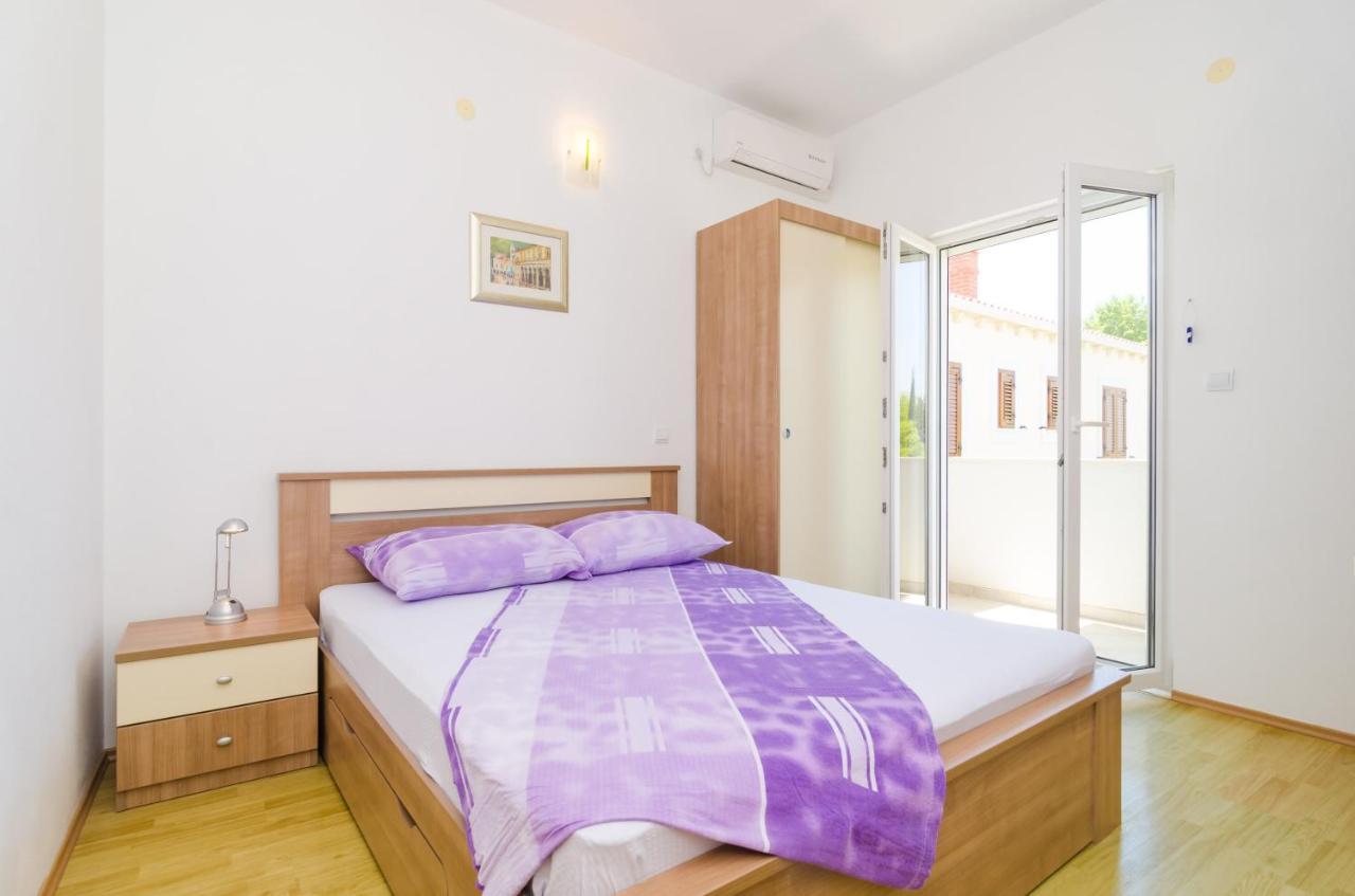 Rooms & Apartments Barisic Mlini Zimmer foto