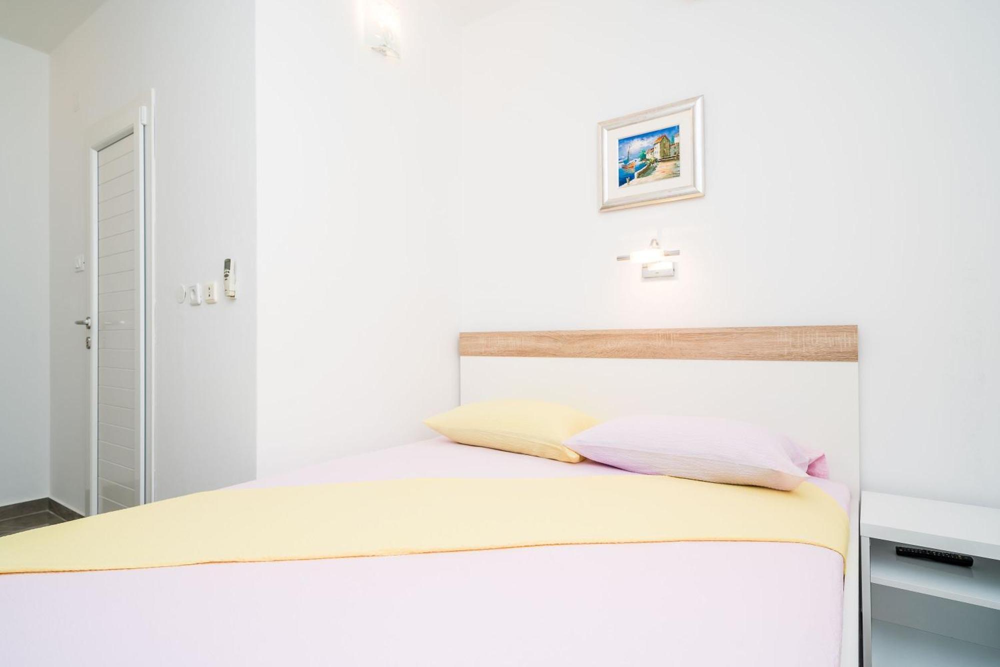 Rooms & Apartments Barisic Mlini Zimmer foto