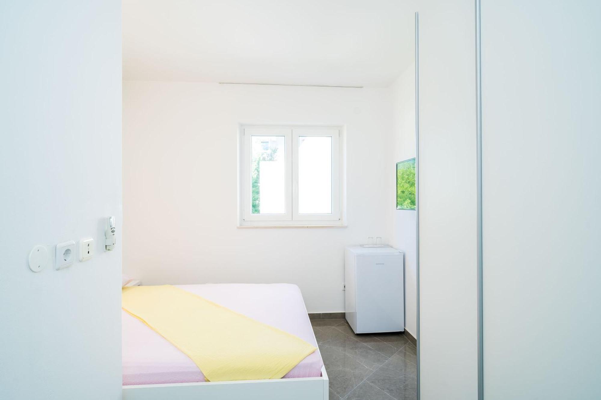 Rooms & Apartments Barisic Mlini Zimmer foto