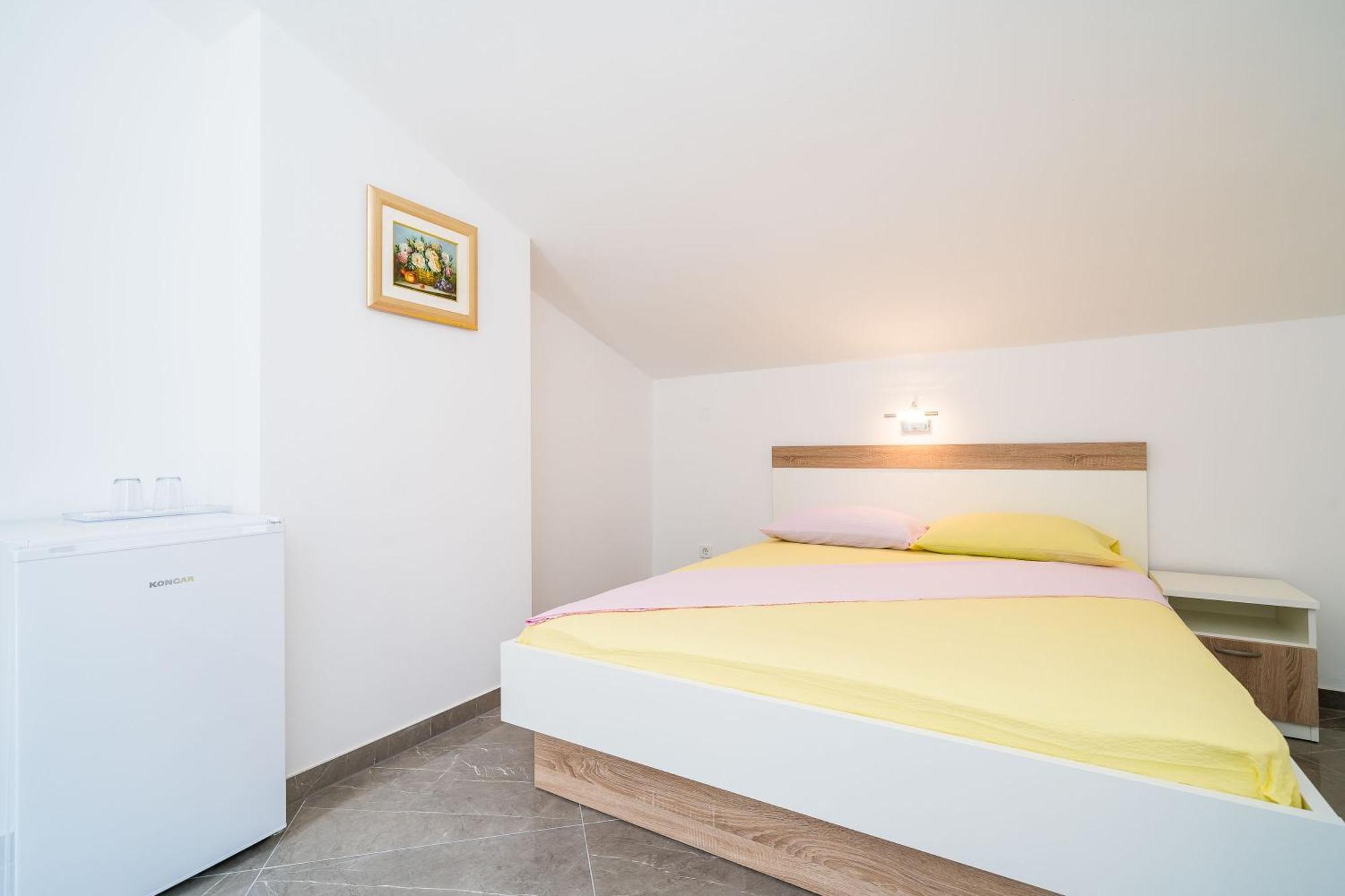 Rooms & Apartments Barisic Mlini Zimmer foto